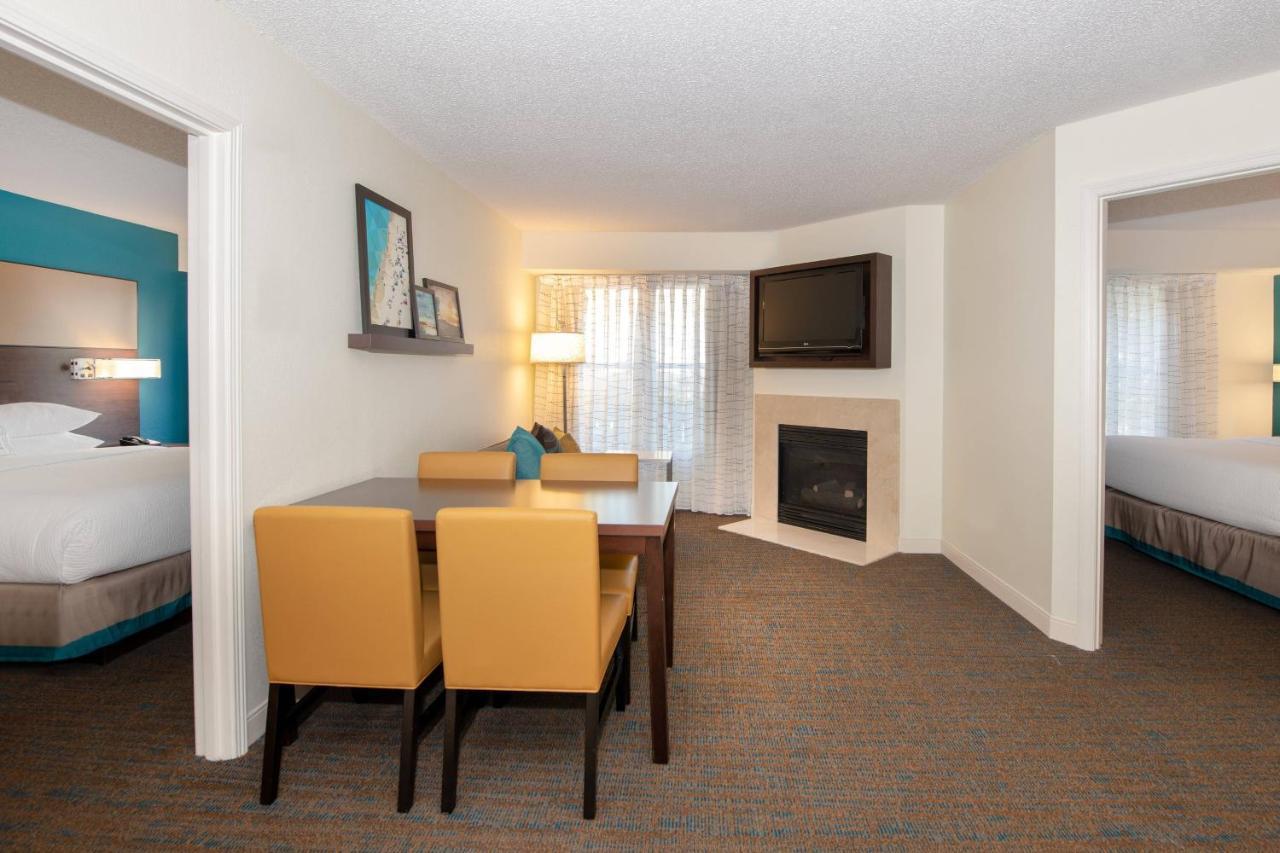 Residence Inn By Marriott Jacksonville Butler Boulevard Exterior foto