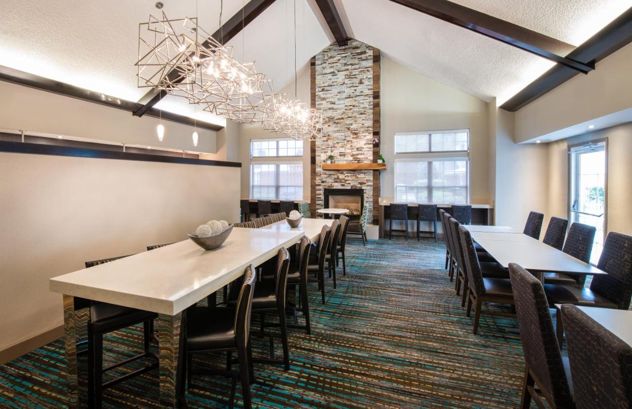 Residence Inn By Marriott Jacksonville Butler Boulevard Exterior foto